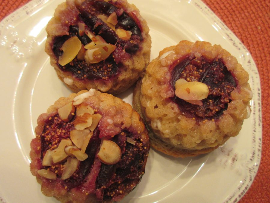 Fig Cakes with Vanilla Glaze